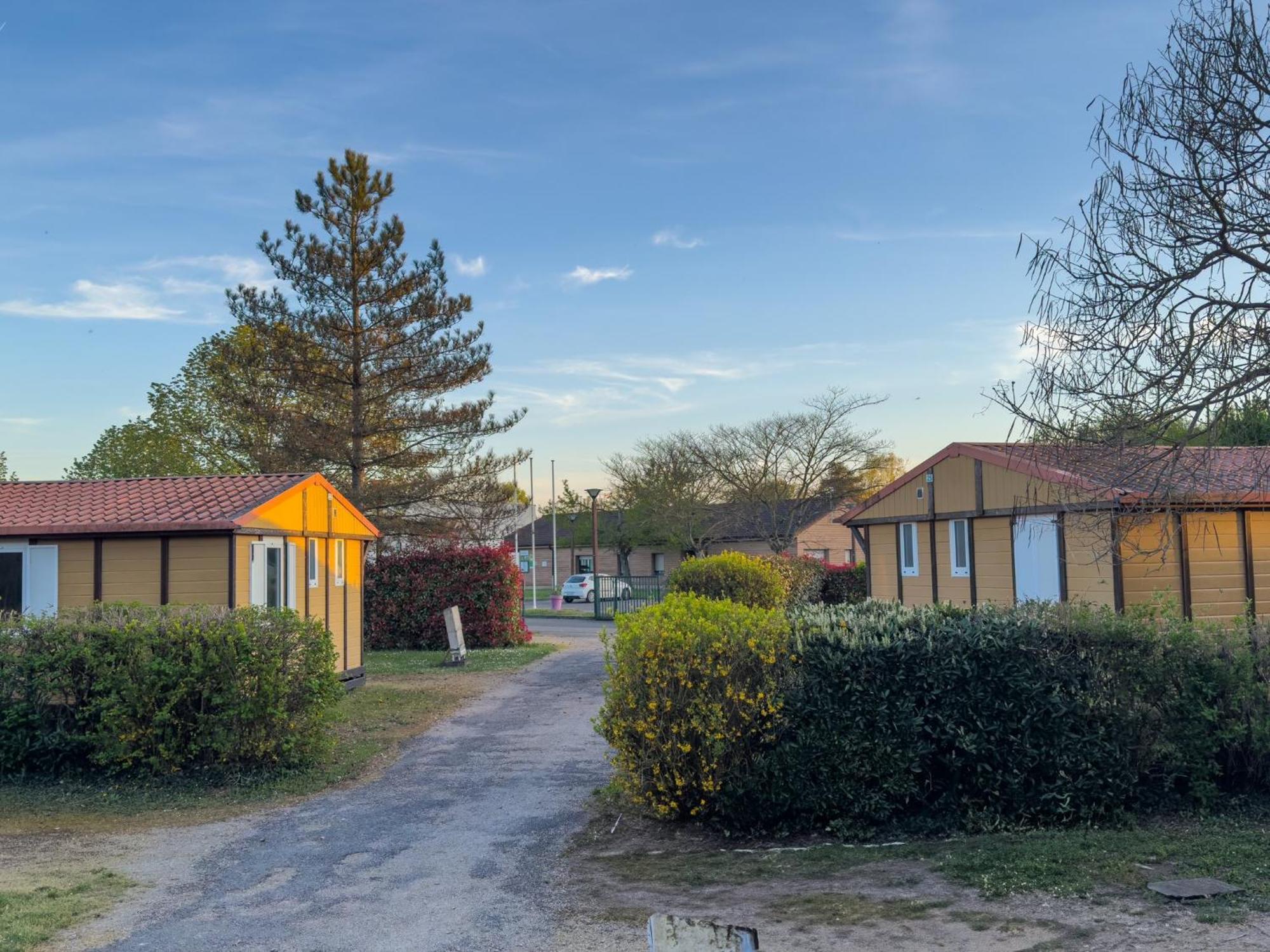 Onlycamp Camping Le Champ D'Ete Reyssouze Exterior photo